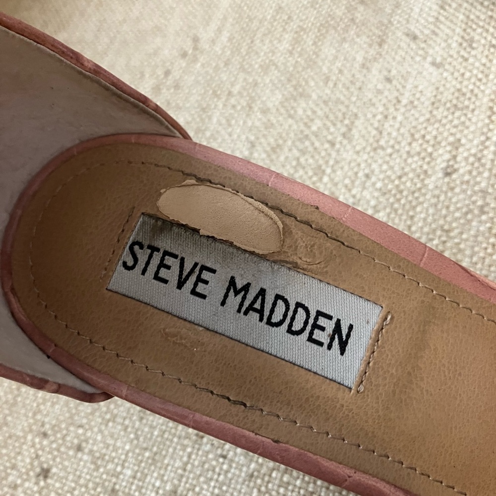 Pink croc Steve Madden heels - Picture 4 of 4